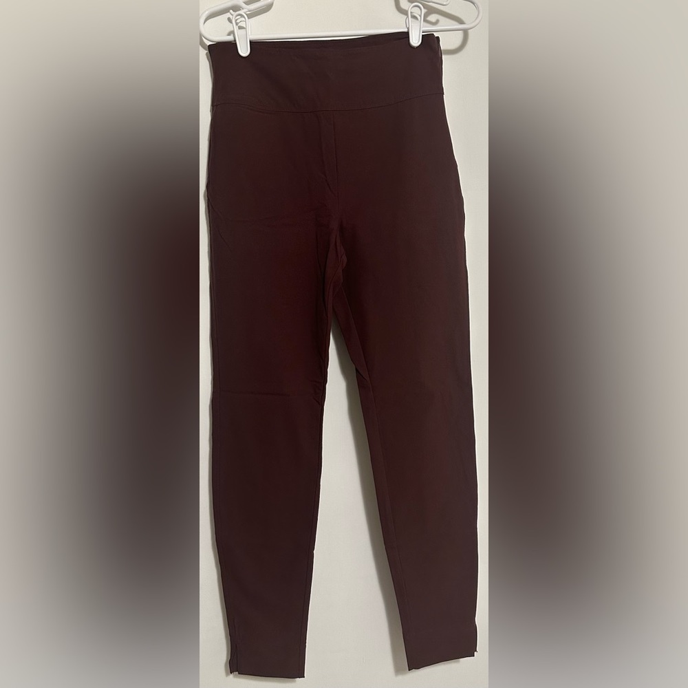 Athleta maroon wander slim ankle pant, size 10 tall.